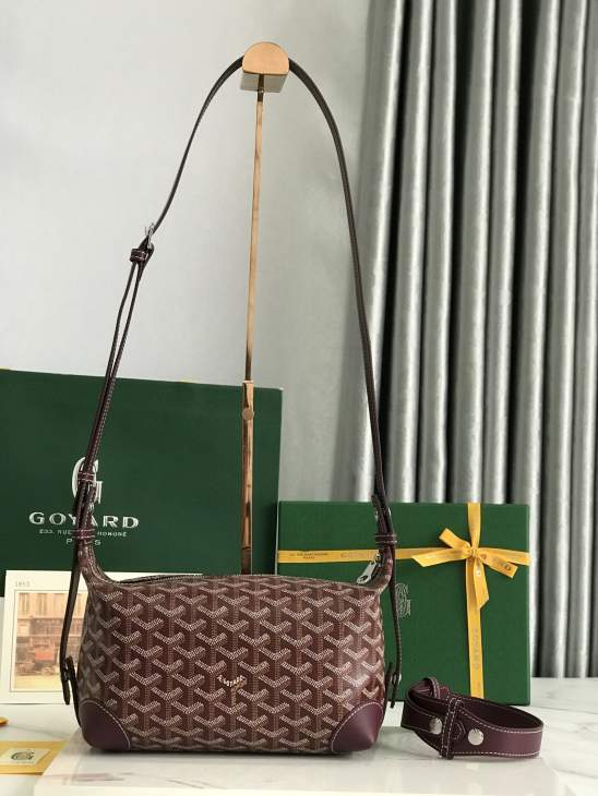 Picture of Goyard Handbags _SKUfw225675638fw